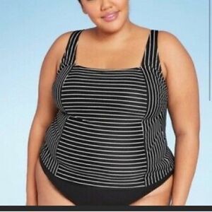 All in motion NWT striped black white Tankini top plus size